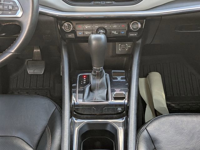 Used 2022 Jeep Compass Limited w/ Sun and Sound Group image 19