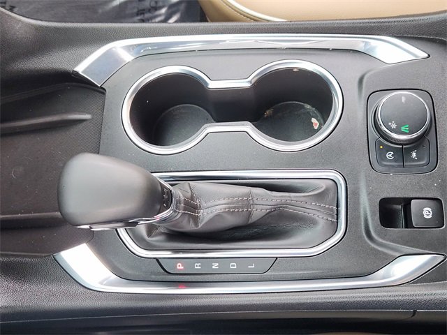 Used 2023 Chevrolet Traverse Premier image 20