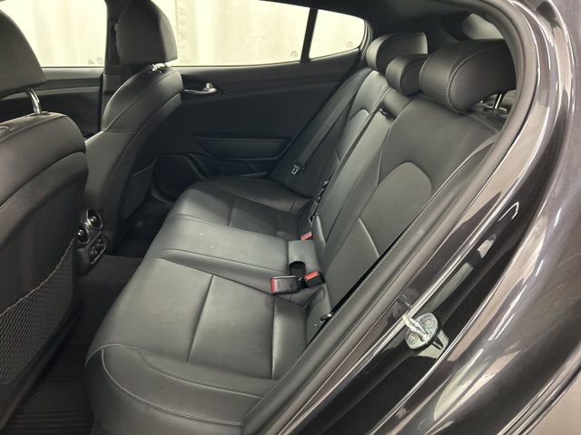 Used 2022 Kia Stinger GT-Line image 24