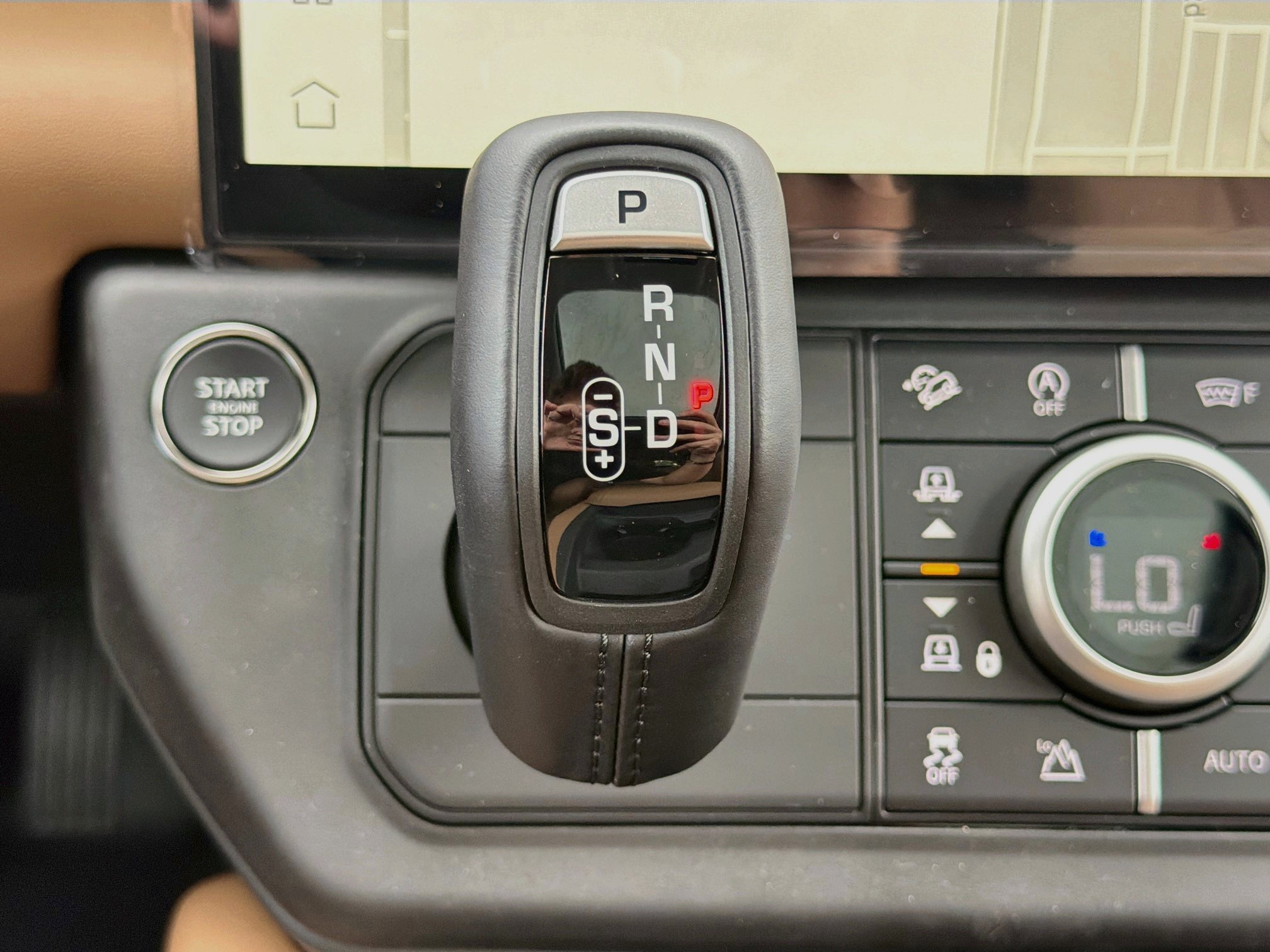 New 2026 Land Rover Defender 110 S AWD/4WD image 28