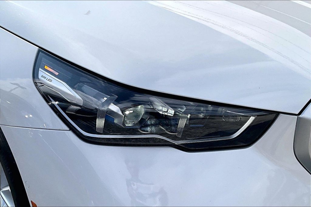 Used 2025 BMW 530i w/ Premium Package RWD image 40
