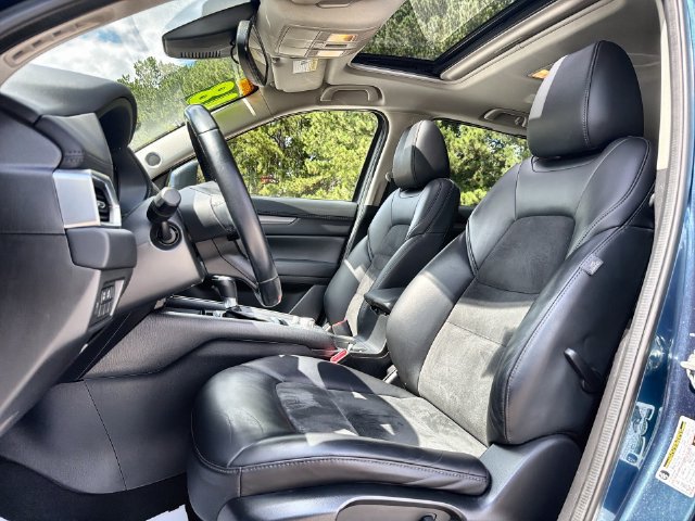 Used 2018 MAZDA CX-5 Touring w/ Preferred Equipment Package FWD image 11
