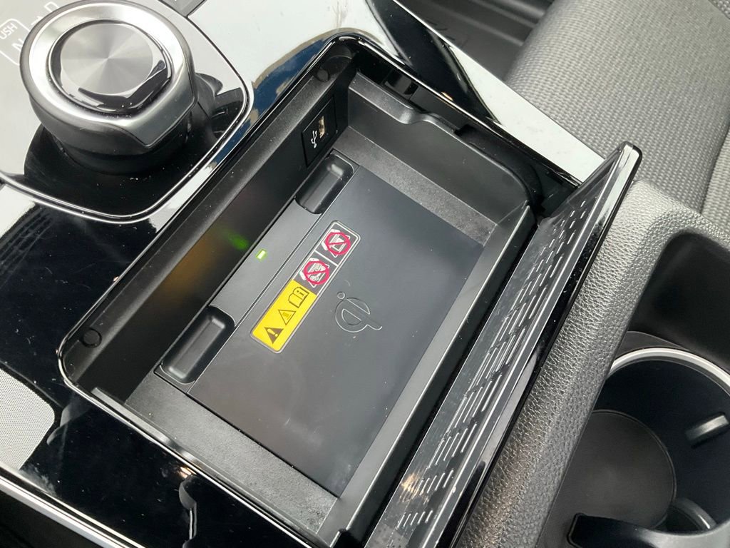 Used 2024 Toyota bZ4X XLE w/ Weather Package image 7