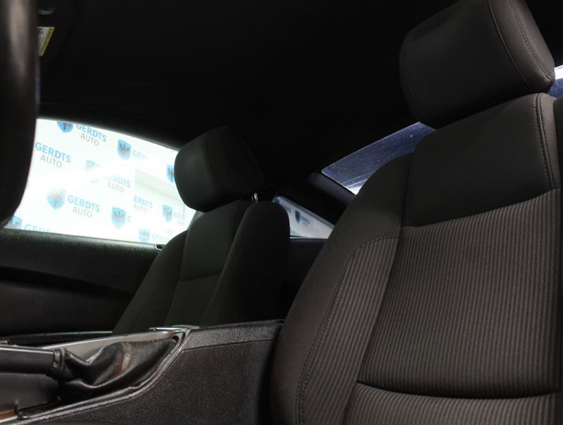 Used 2013 Ford Mustang Coupe RWD image 15