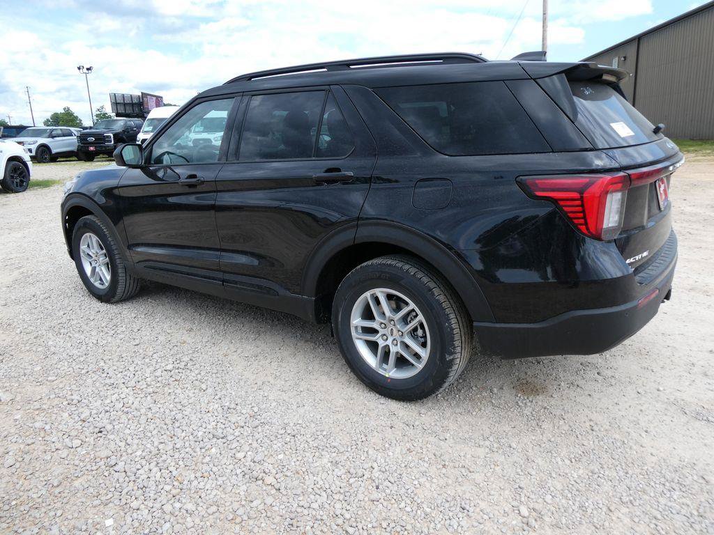 New 2026 Ford Explorer Active AWD/4WD image 7