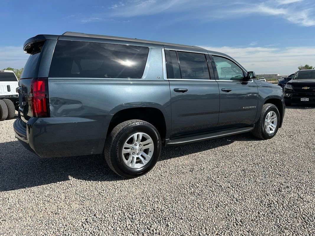 Used 2019 Chevrolet Suburban LT image 11