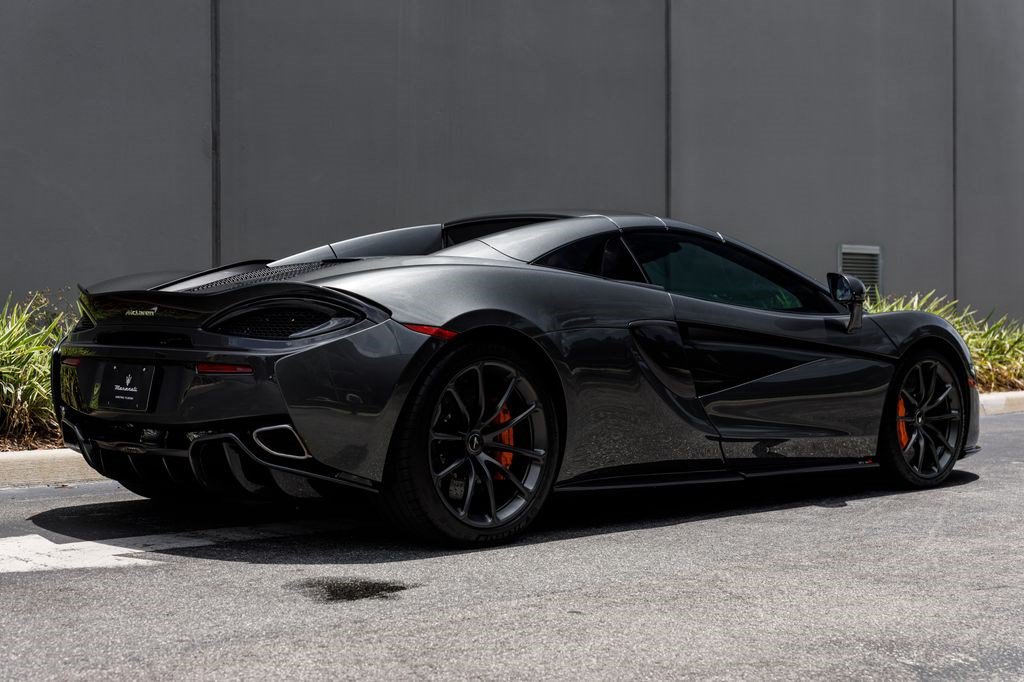 Used 2019 McLaren 570S Spider RWD image 34