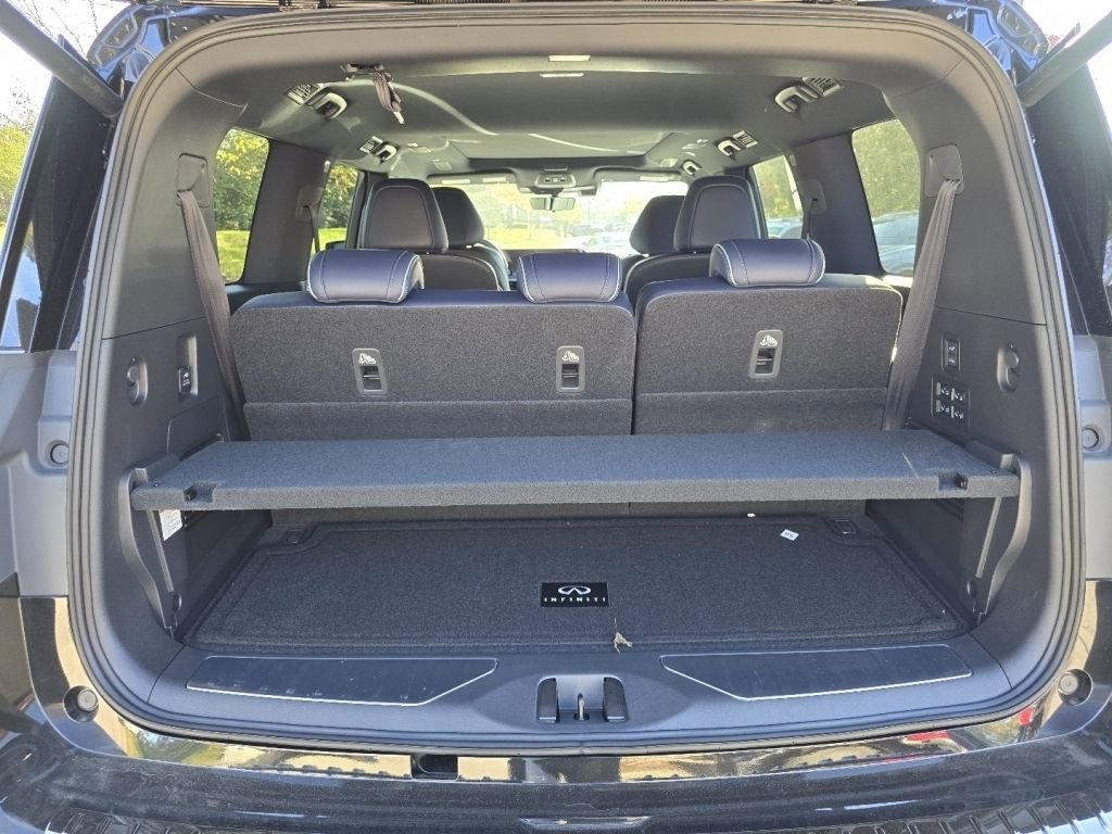 New 2026 INFINITI QX80 4WD image 23