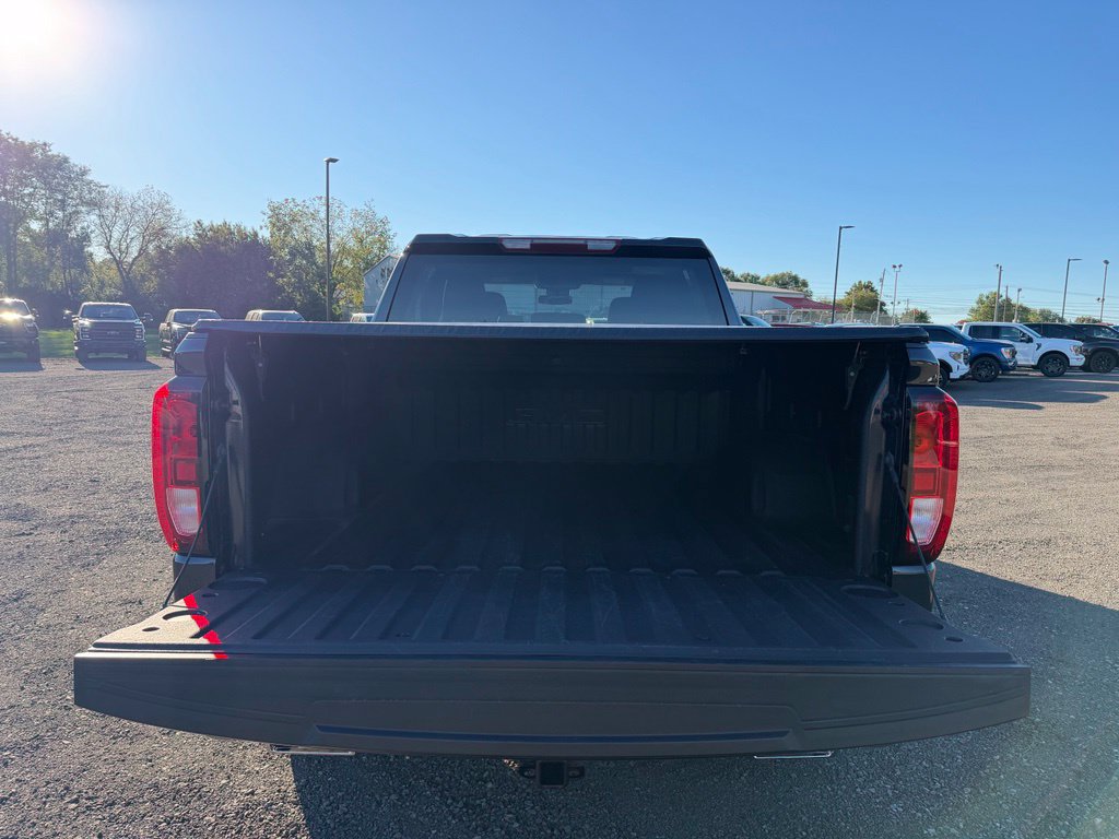 Used 2024 GMC Sierra 1500 Elevation AWD/4WD image 17