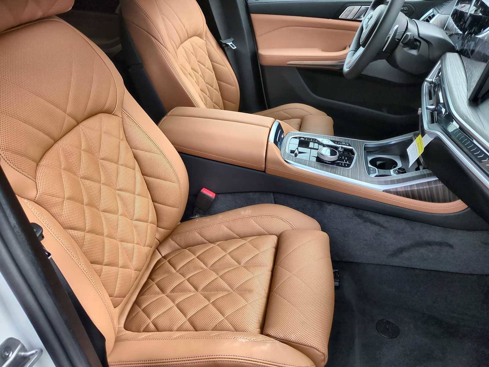 New 2026 BMW X7 xDrive40i w/ Executive Package image 23