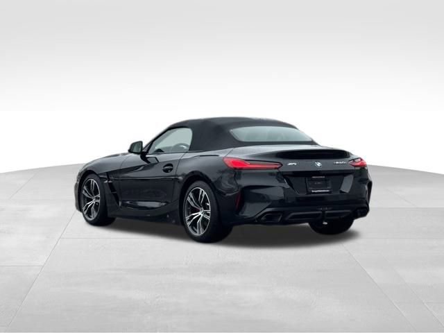 Certified 2024 BMW Z4 M40i w/ Premium Package image 5