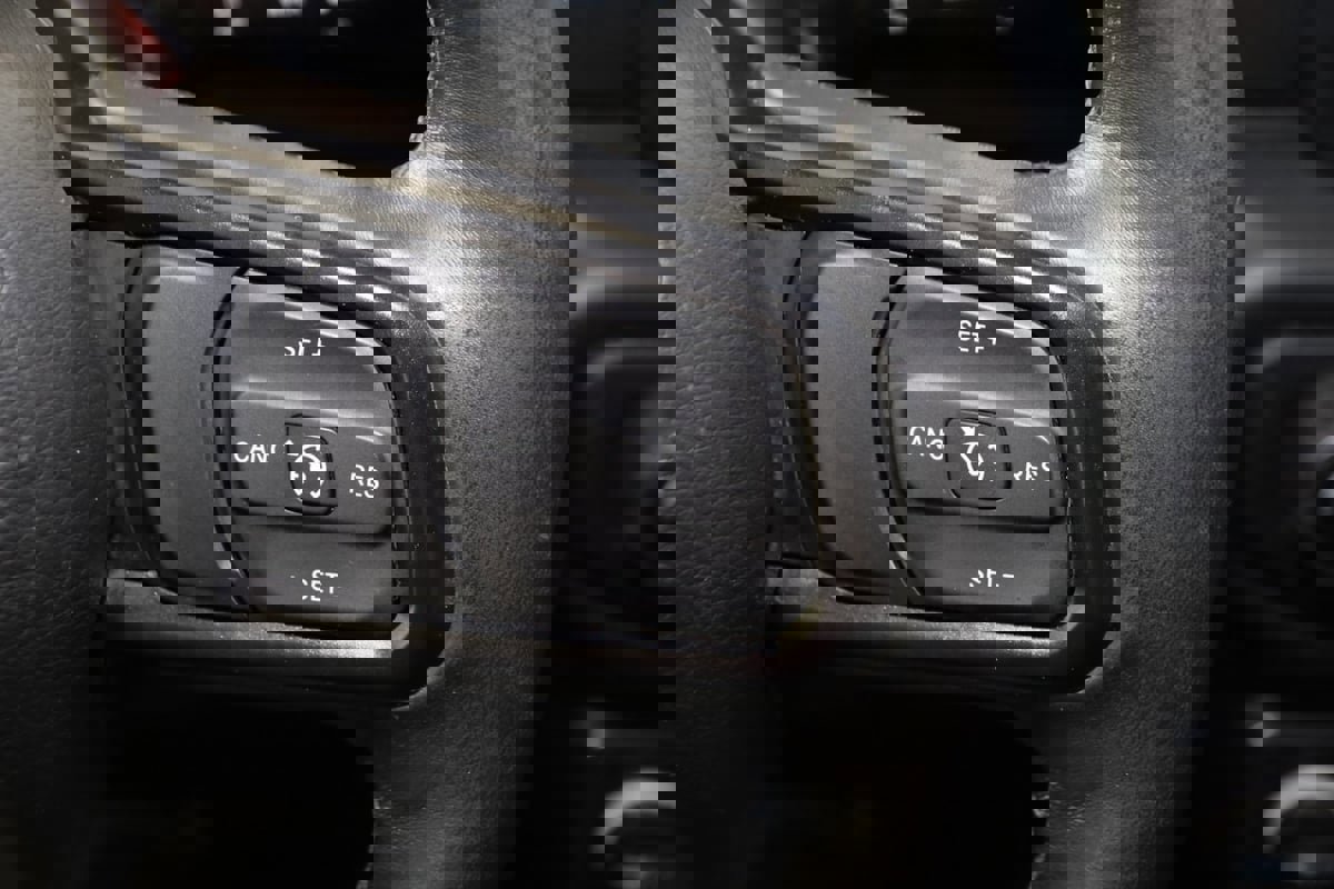 Used 2018 Jeep Wrangler Unlimited Sport S image 31