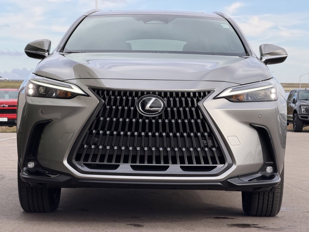 Used 2025 Lexus NX 350 AWD w/ Accessory Package (2T) image 6