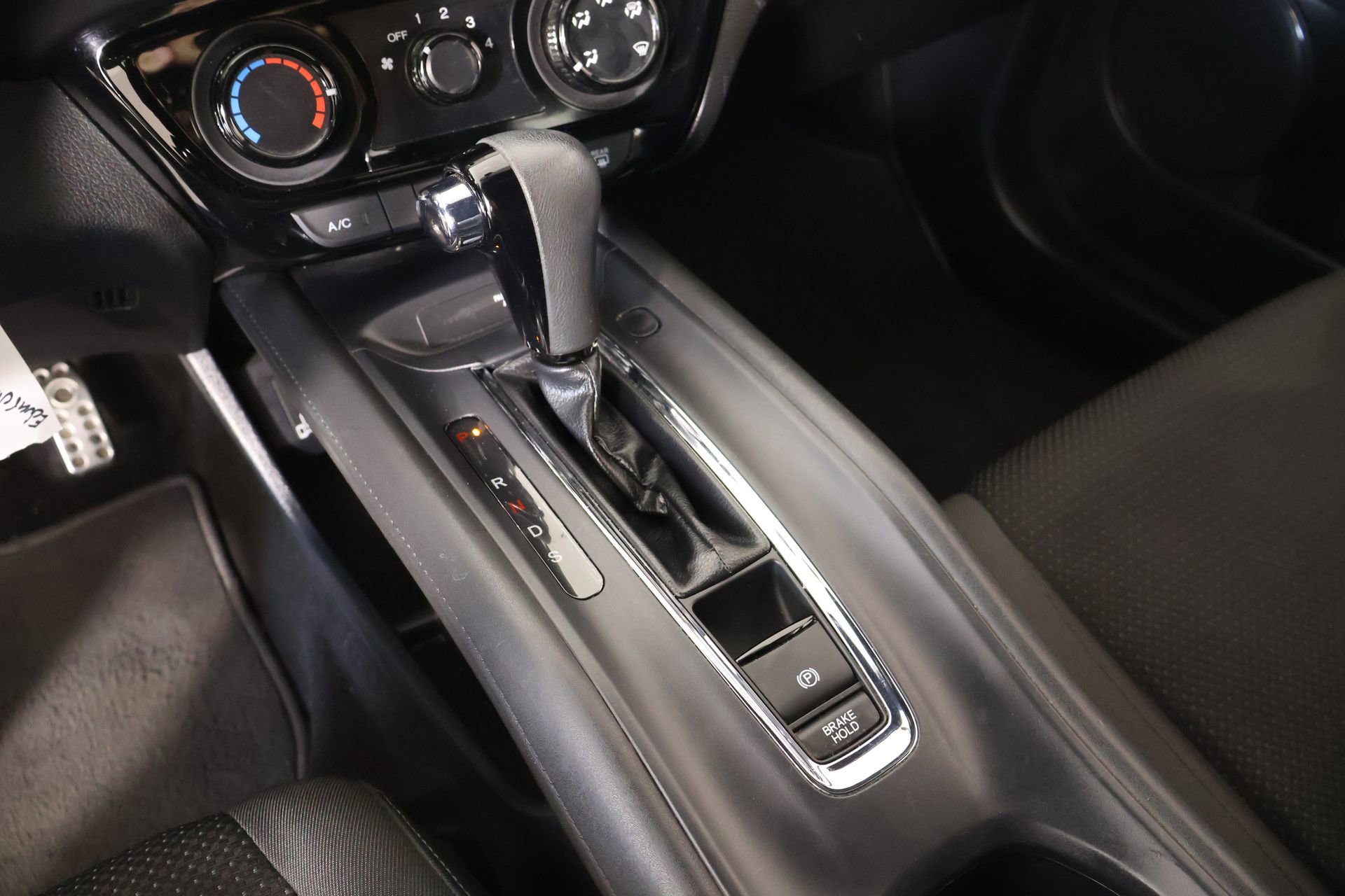 Used 2019 Honda HR-V Sport image 7