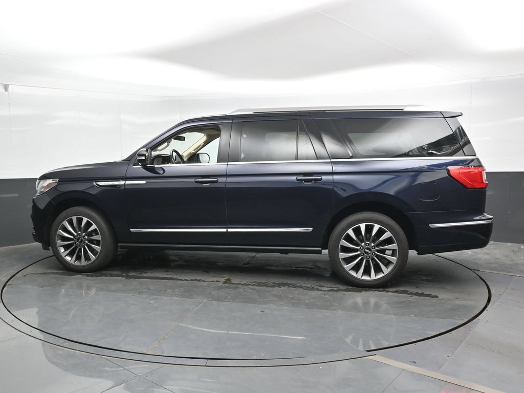Used 2021 Lincoln Navigator L Reserve w/ Luxury Package AWD/4WD image 10