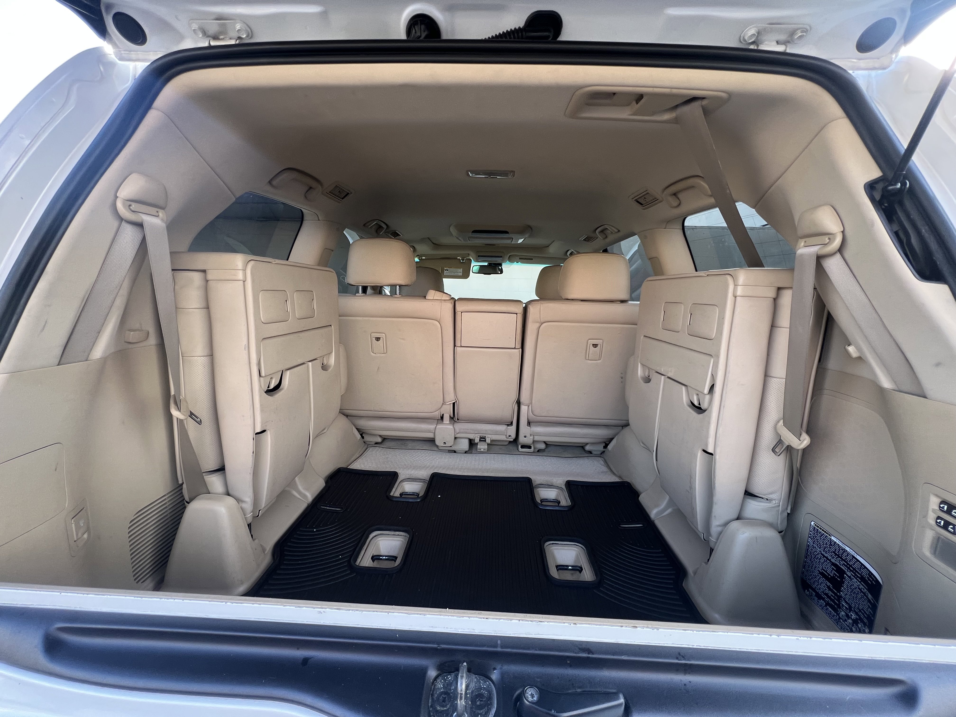 Used 2009 Lexus LX 570 4WD image 23