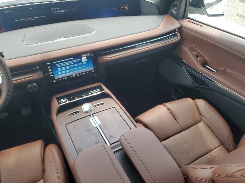 New 2025 Lincoln Navigator L Reserve image 18