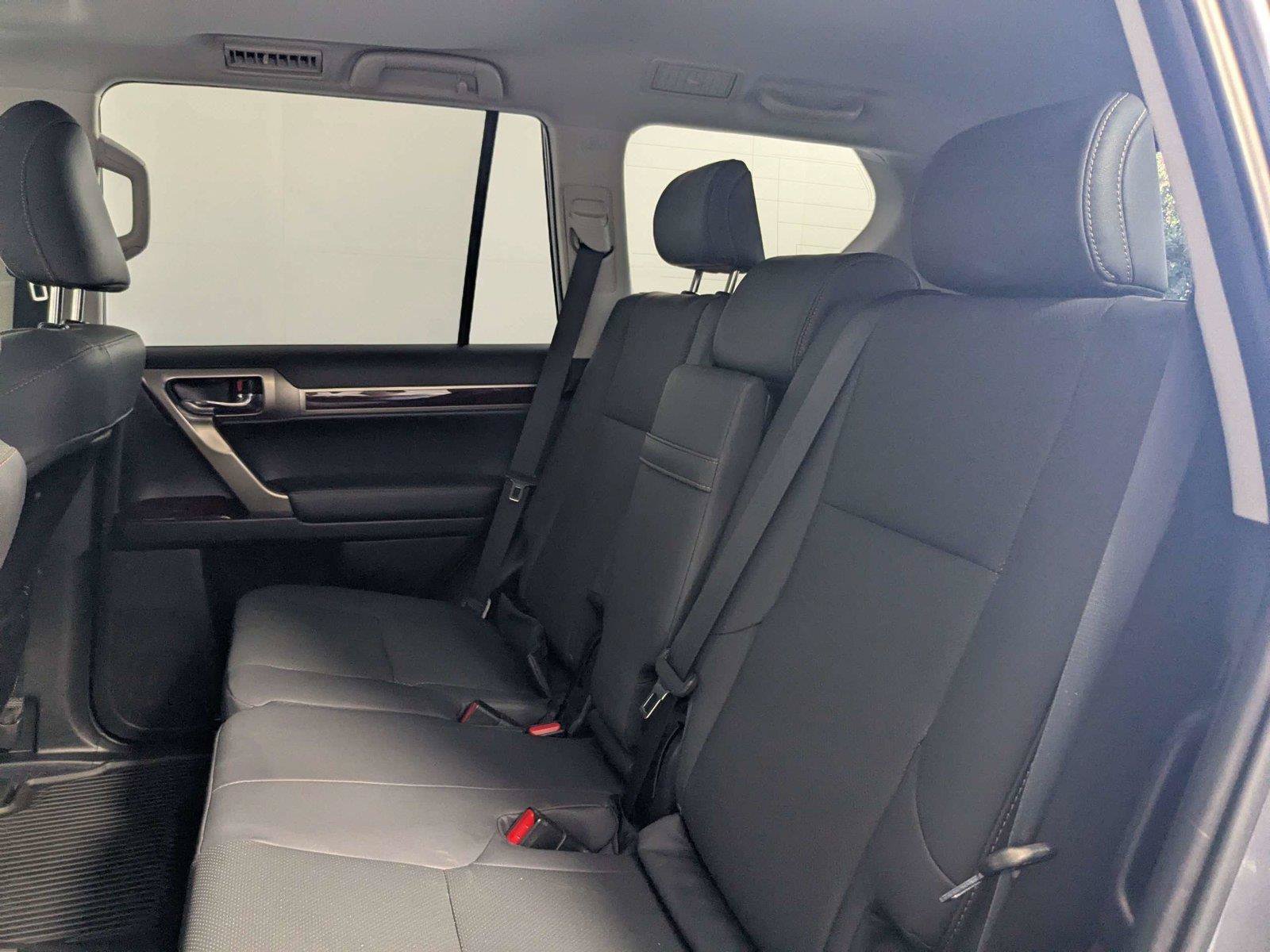 Used 2019 Lexus GX 460 Premium AWD/4WD image 36