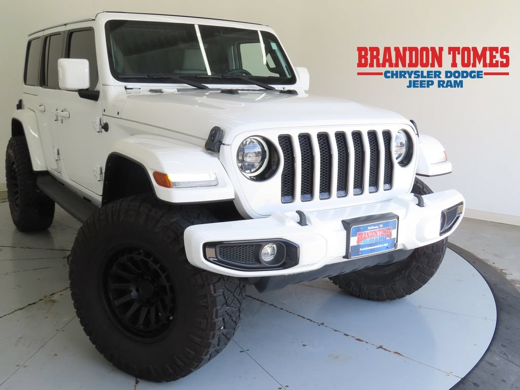 Used 2023 Jeep Wrangler Unlimited Sahara AWD/4WD video 1