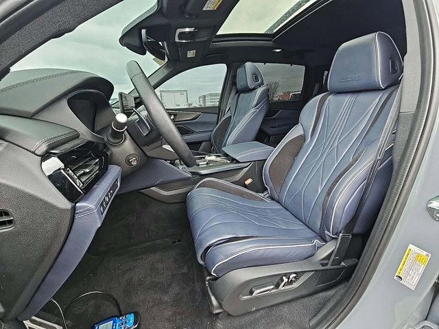 Used 2025 Acura MDX Type S image 2