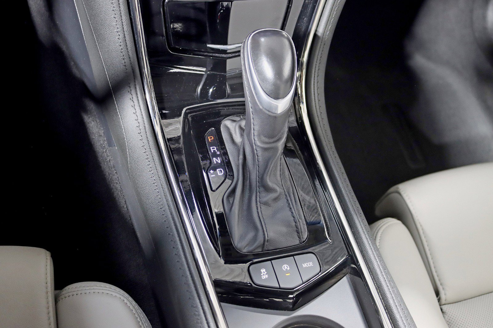 Used 2018 Cadillac ATS Premium Performance image 25