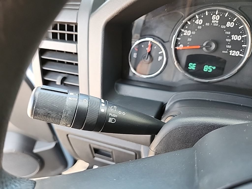 Used 2012 Jeep Liberty Sport w/ Trailer Tow Class III Group AWD/4WD image 18