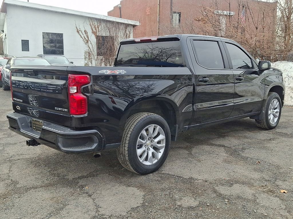 Used 2025 Chevrolet Silverado 1500 Custom image 8