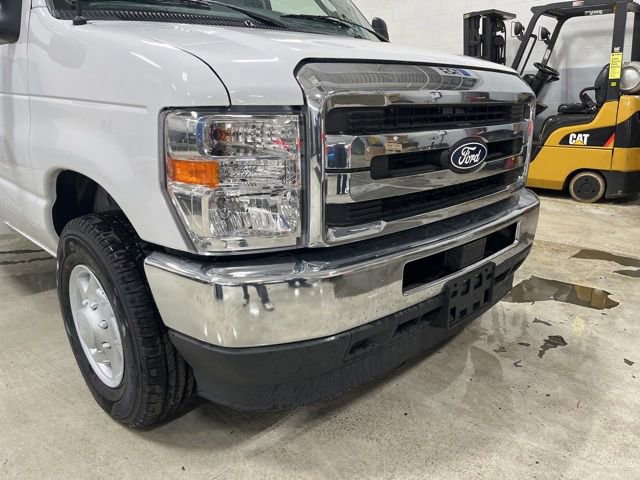 New 2026 Ford E-350 and Econoline 350 Super Duty w/ Power Equipment Group RWD image 18