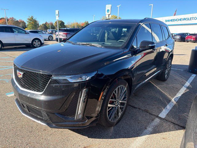 Used 2025 Cadillac XT6 Sport w/ Technology Package AWD/4WD image 1
