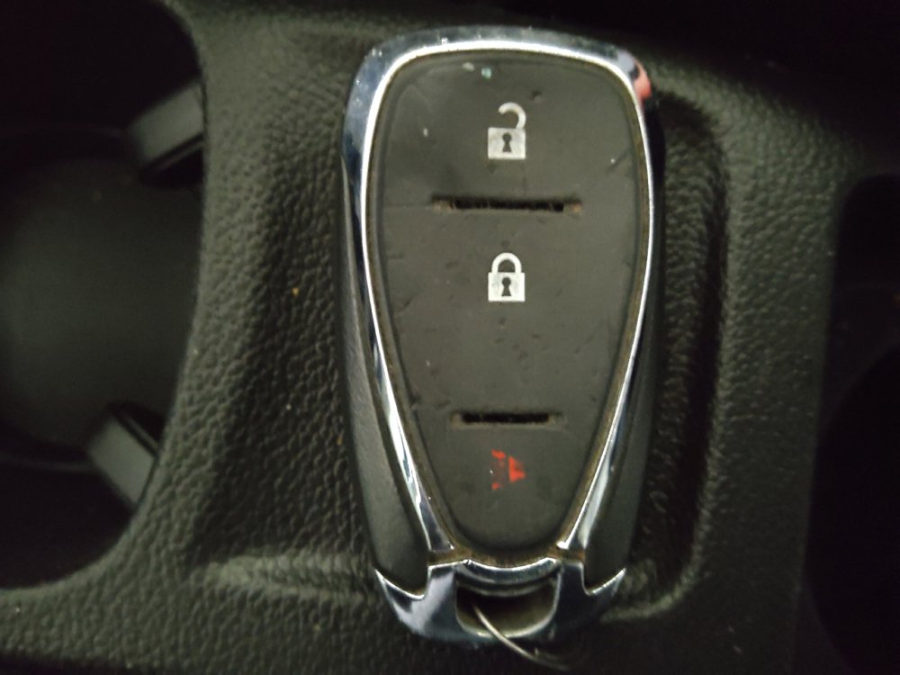 Used 2020 Chevrolet Sonic LT FWD image 32