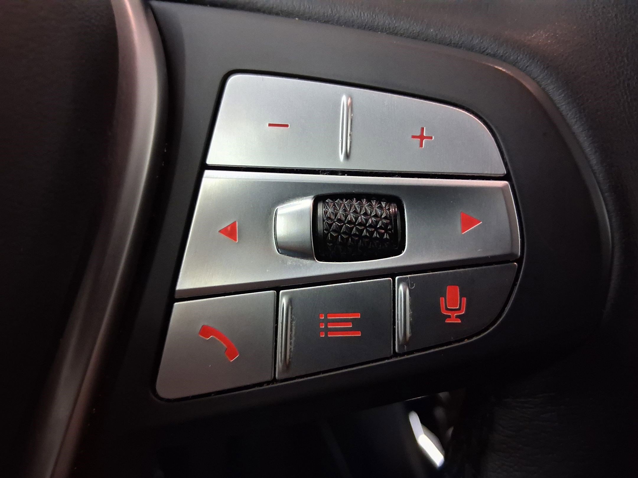 Used 2023 BMW X3 sDrive30i w/ Convenience Package RWD image 25