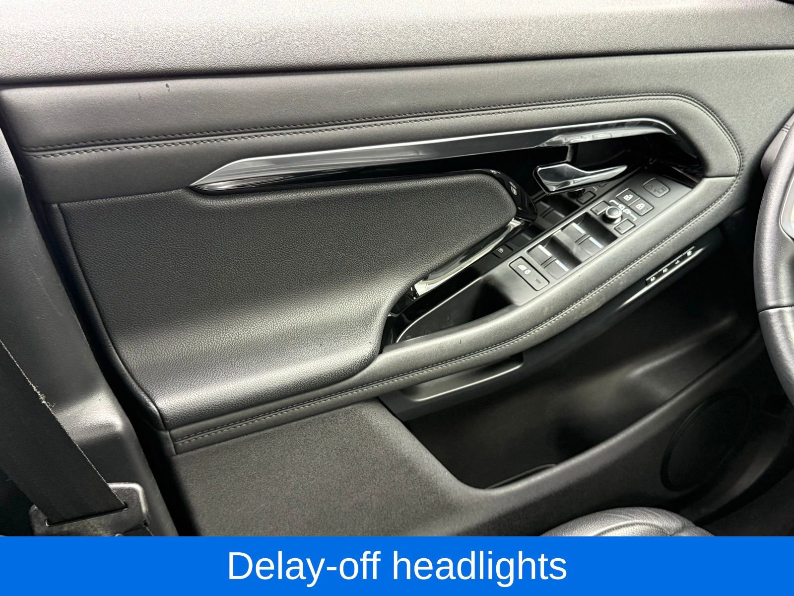 Used 2022 Land Rover Range Rover Evoque SE image 37