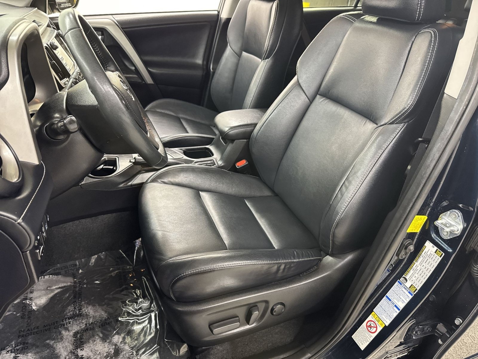Used 2017 Toyota RAV4 Platinum AWD/4WD image 24