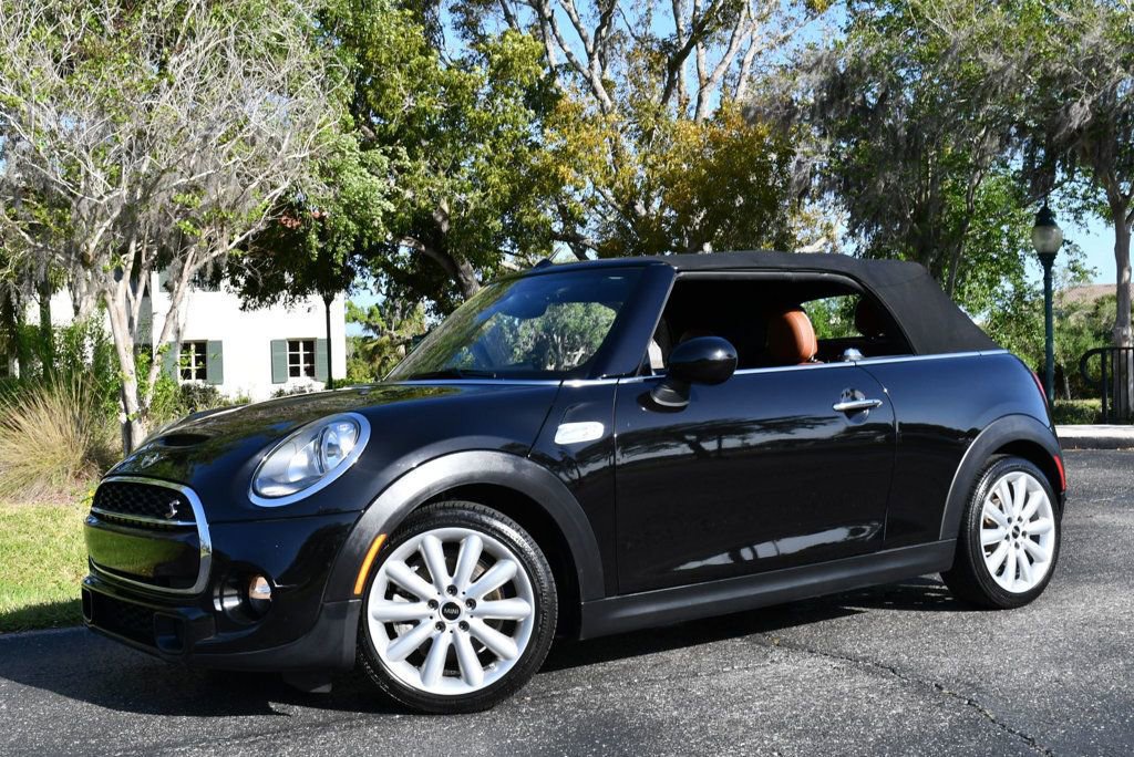 Used 2018 MINI Cooper S image 24
