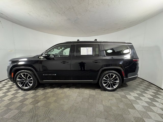 Used 2022 Jeep Wagoneer Series III w/ Premium Group I image 2