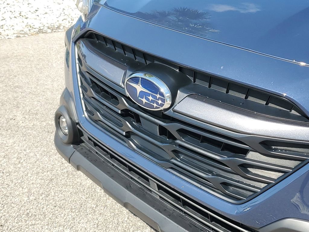 Used 2025 Subaru Outback Premium AWD/4WD image 9