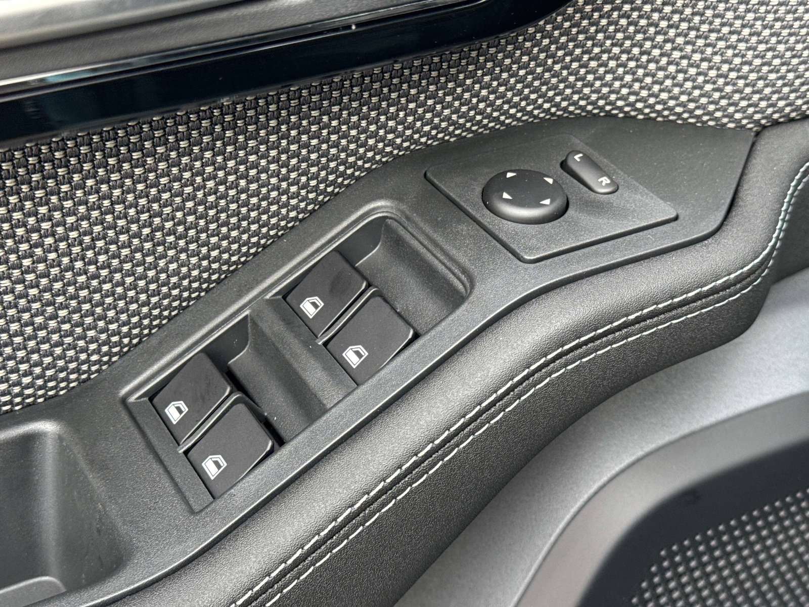 New 2026 INEOS Grenadier Trialmaster Edition image 13