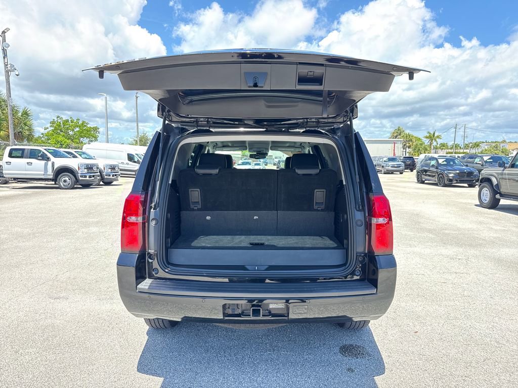 Used 2018 Chevrolet Tahoe LS w/ Enhanced Driver Alert Package RWD image 29