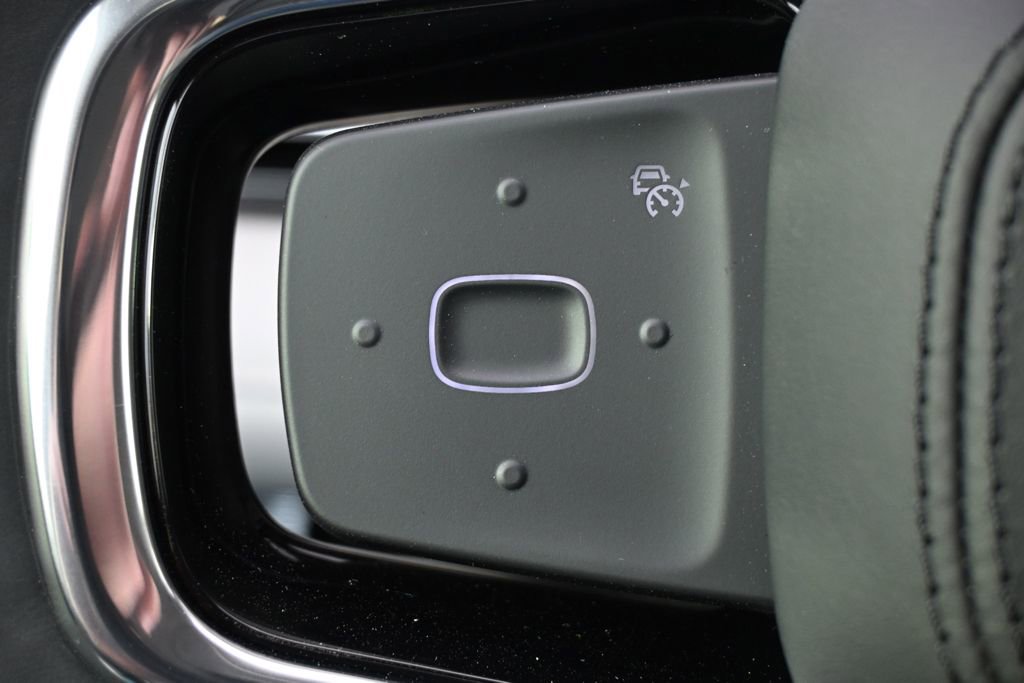 New 2026 Lincoln Nautilus Premier w/ Equipment Group 102A image 30