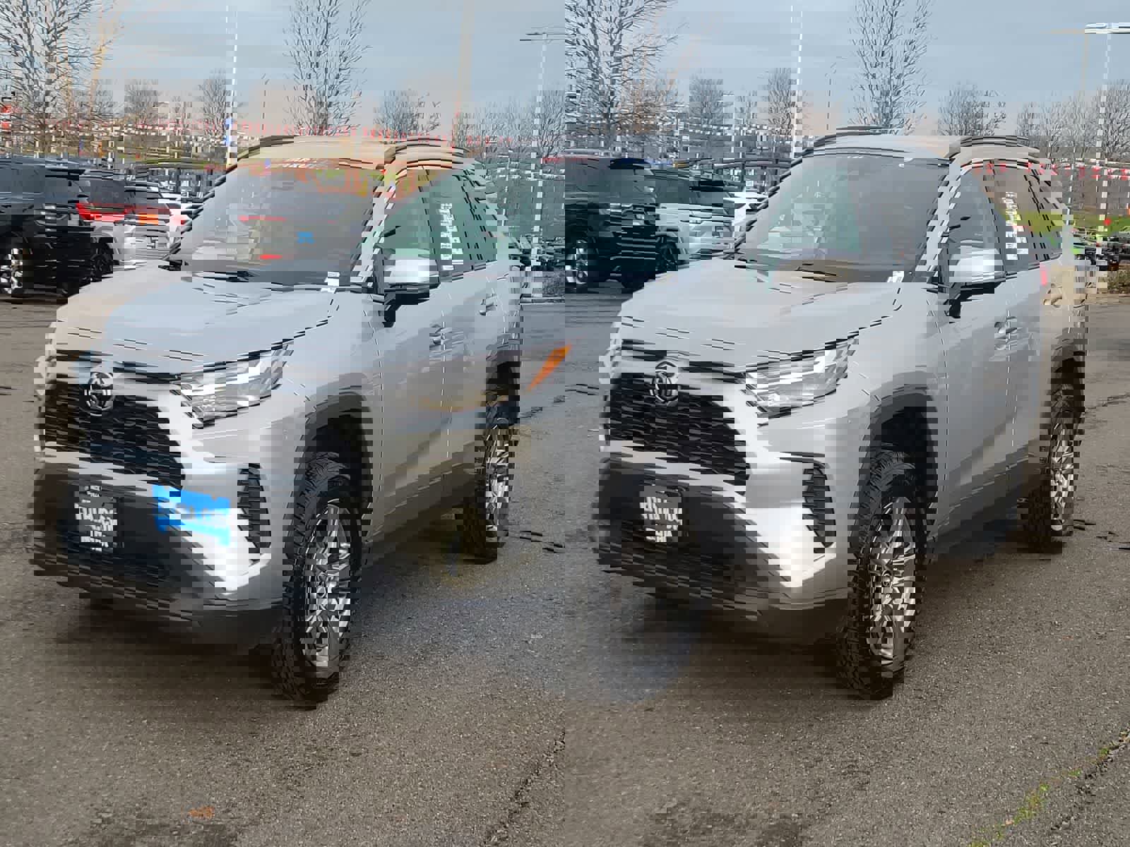 Used 2024 Toyota RAV4 XLE image 1