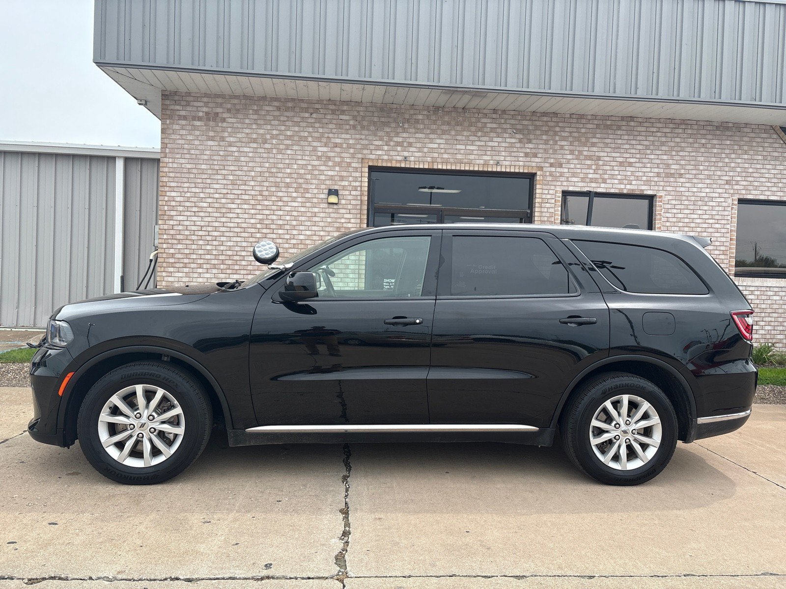 Used 2021 Dodge Durango AWD image 2