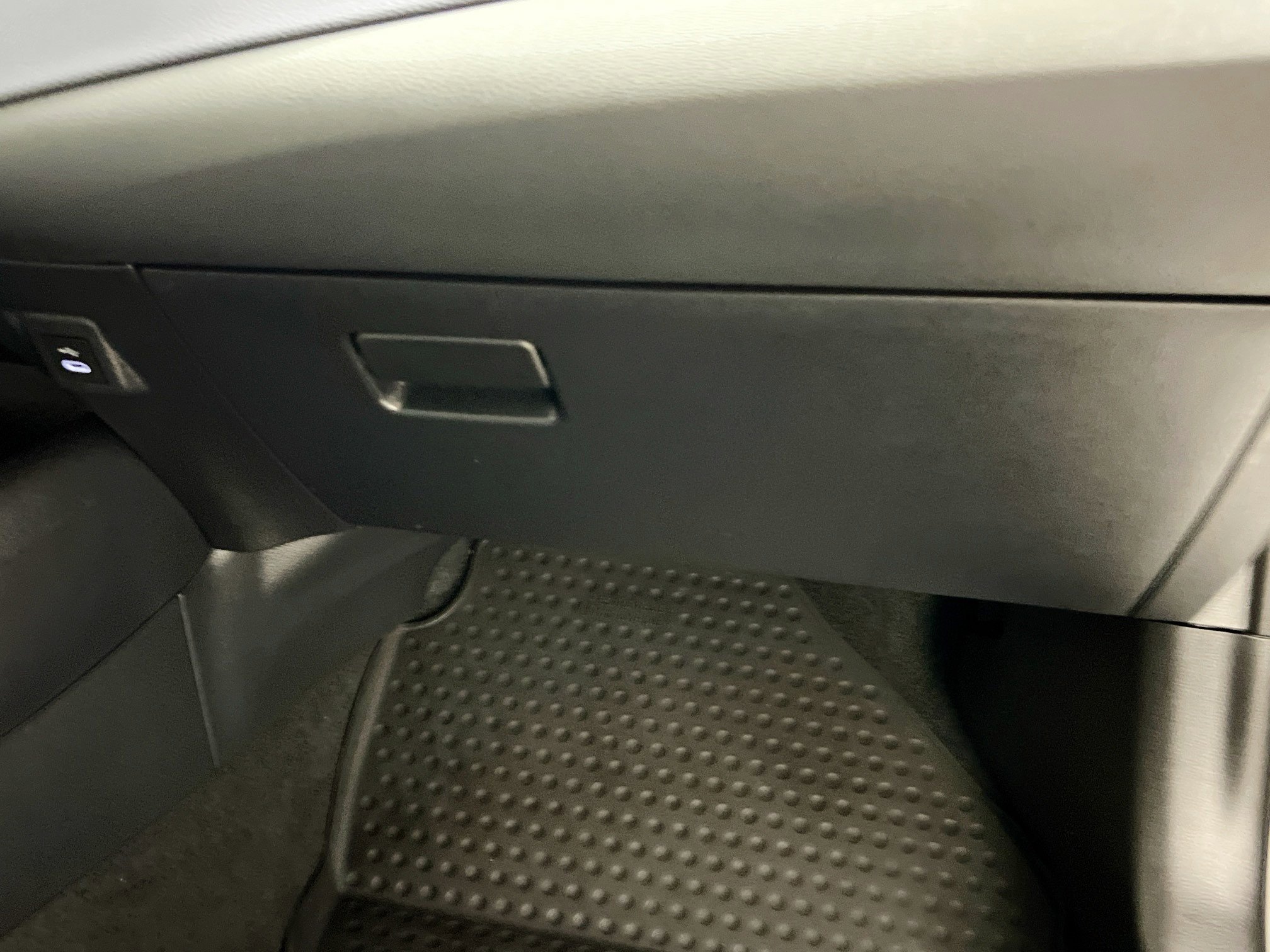 Used 2024 Toyota Corolla LE image 33