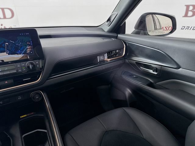 Used 2025 Toyota Grand Highlander AWD Hybrid image 28