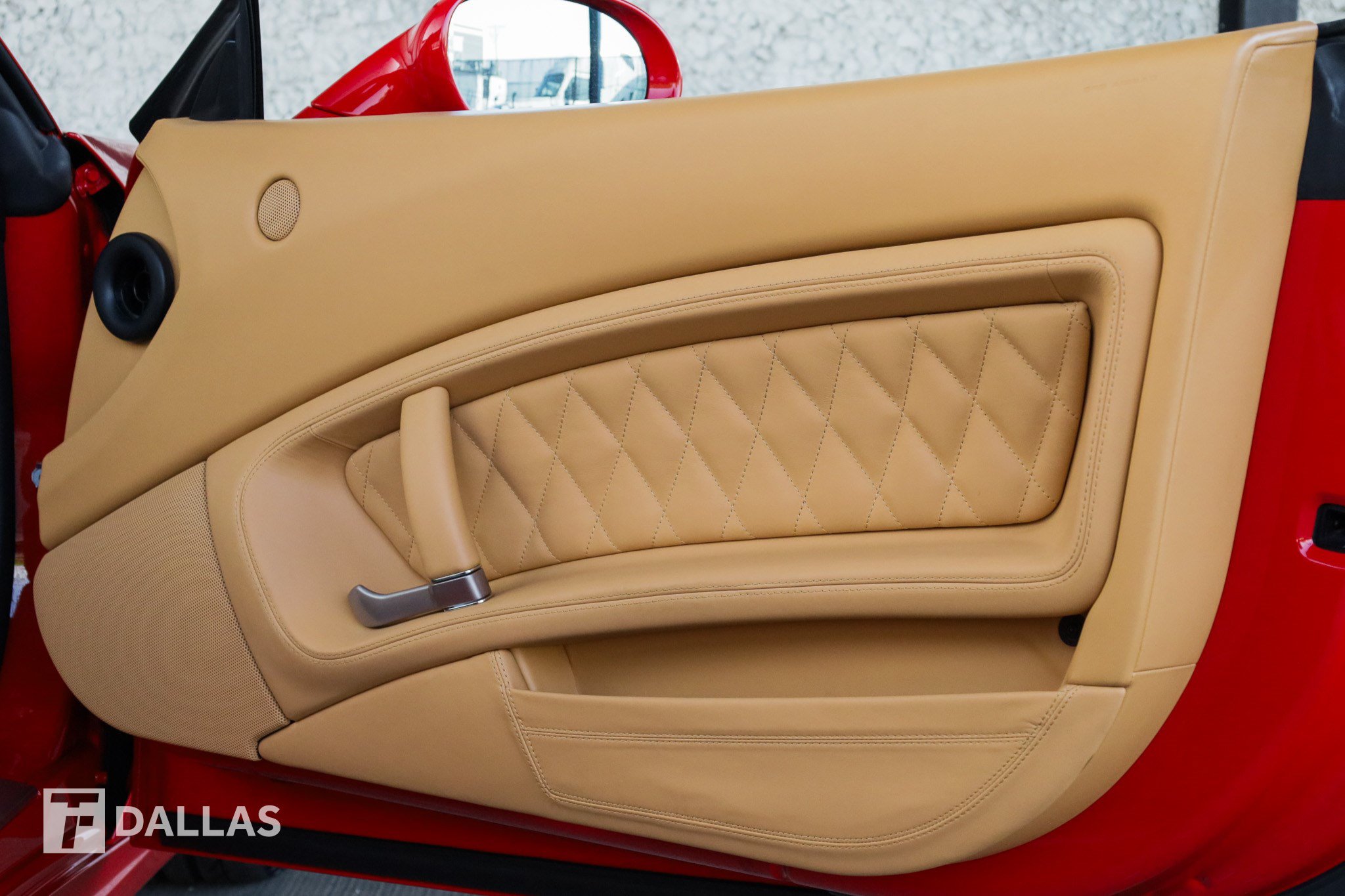 Used 2010 Ferrari California RWD image 36
