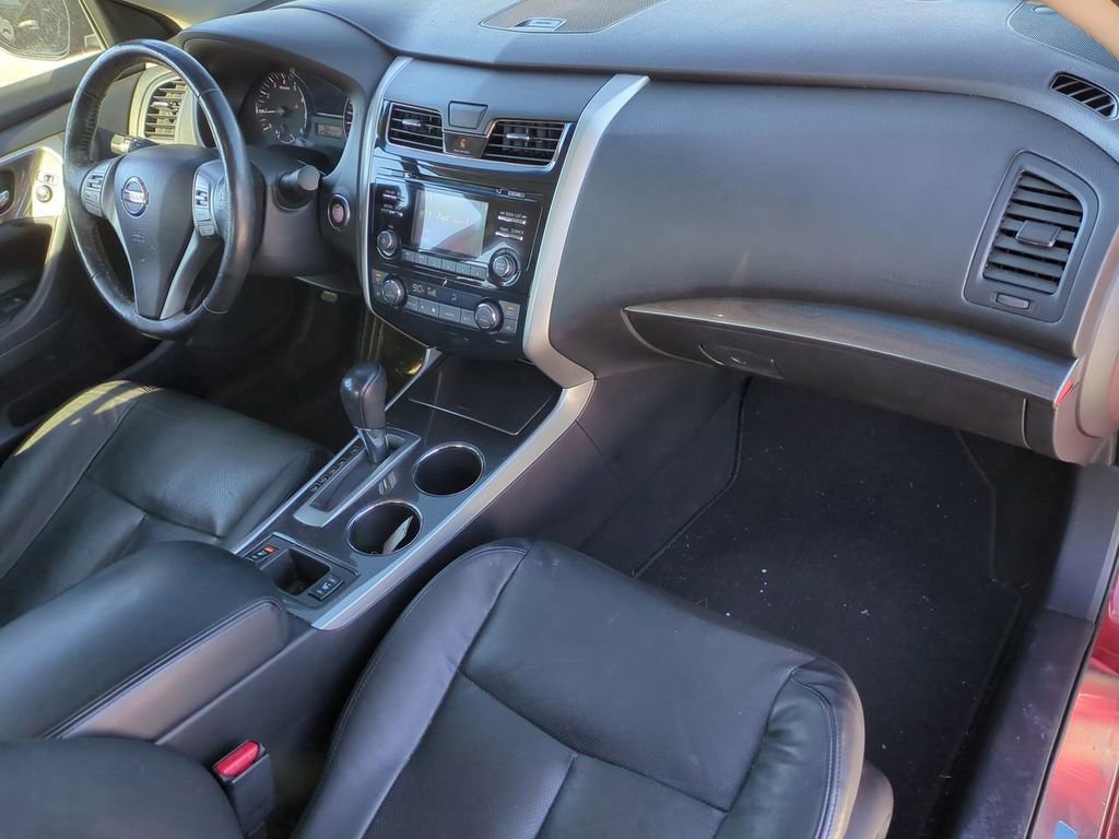 Used 2014 Nissan Altima 2.5 SL w/ Moonroof Package image 28