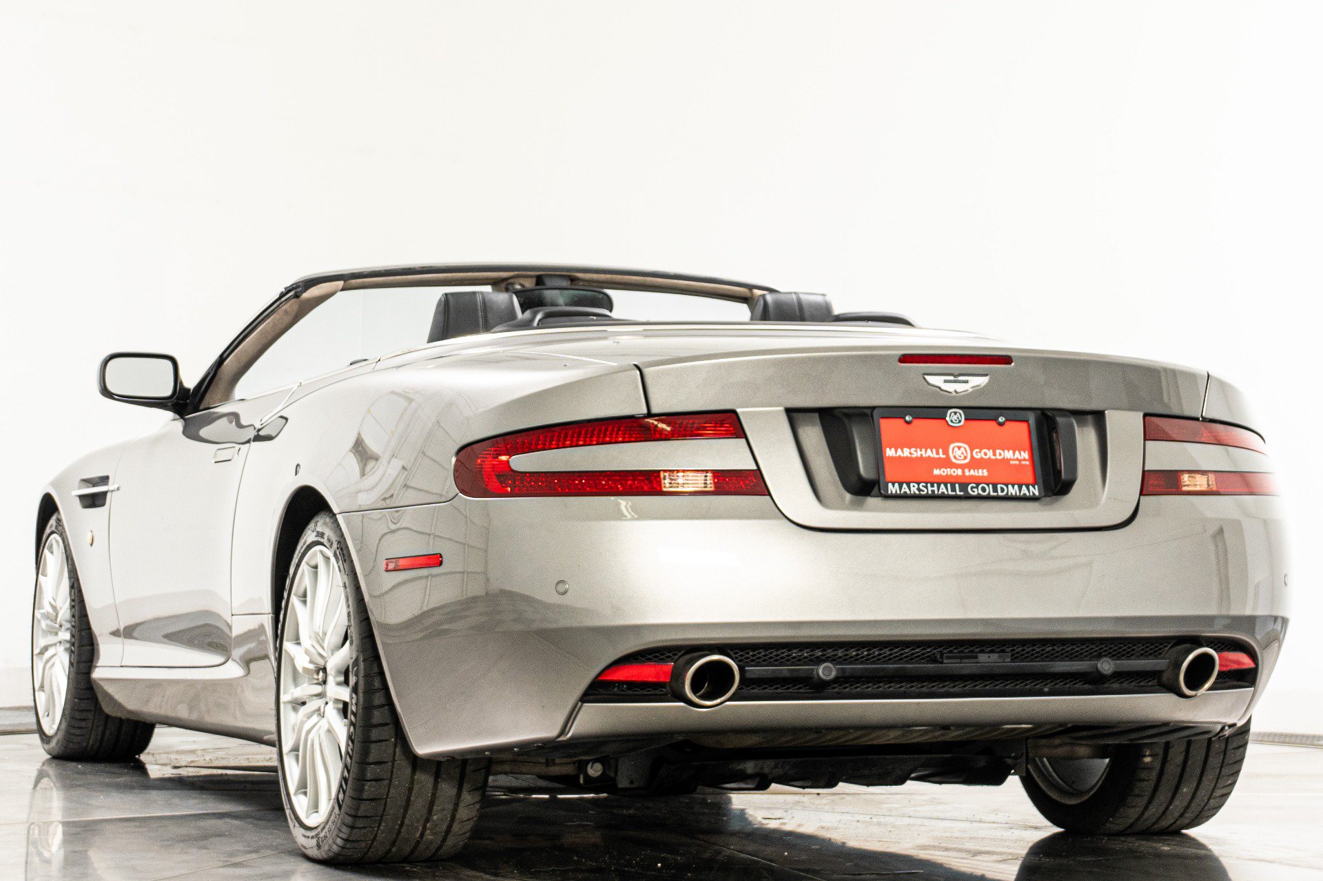 Used 2008 Aston Martin DB9 Volante RWD image 7