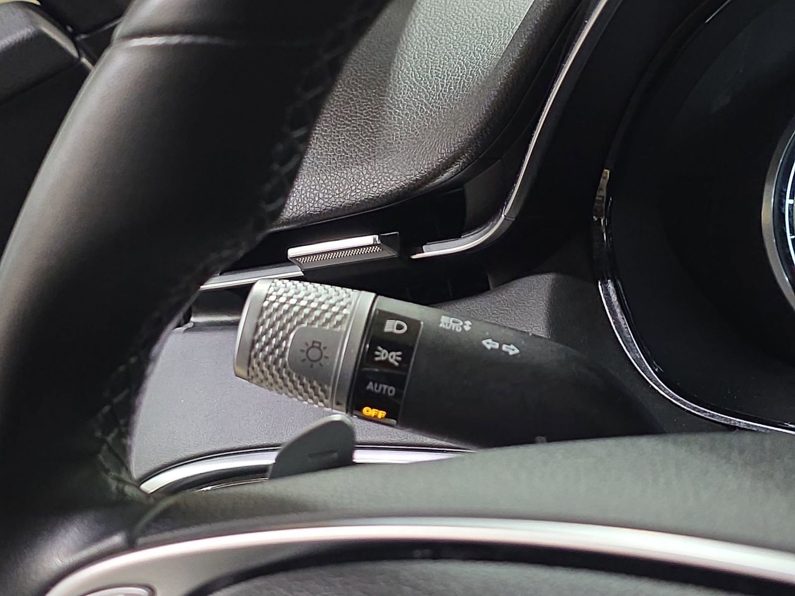 Used 2025 Genesis GV70 2.5T image 30