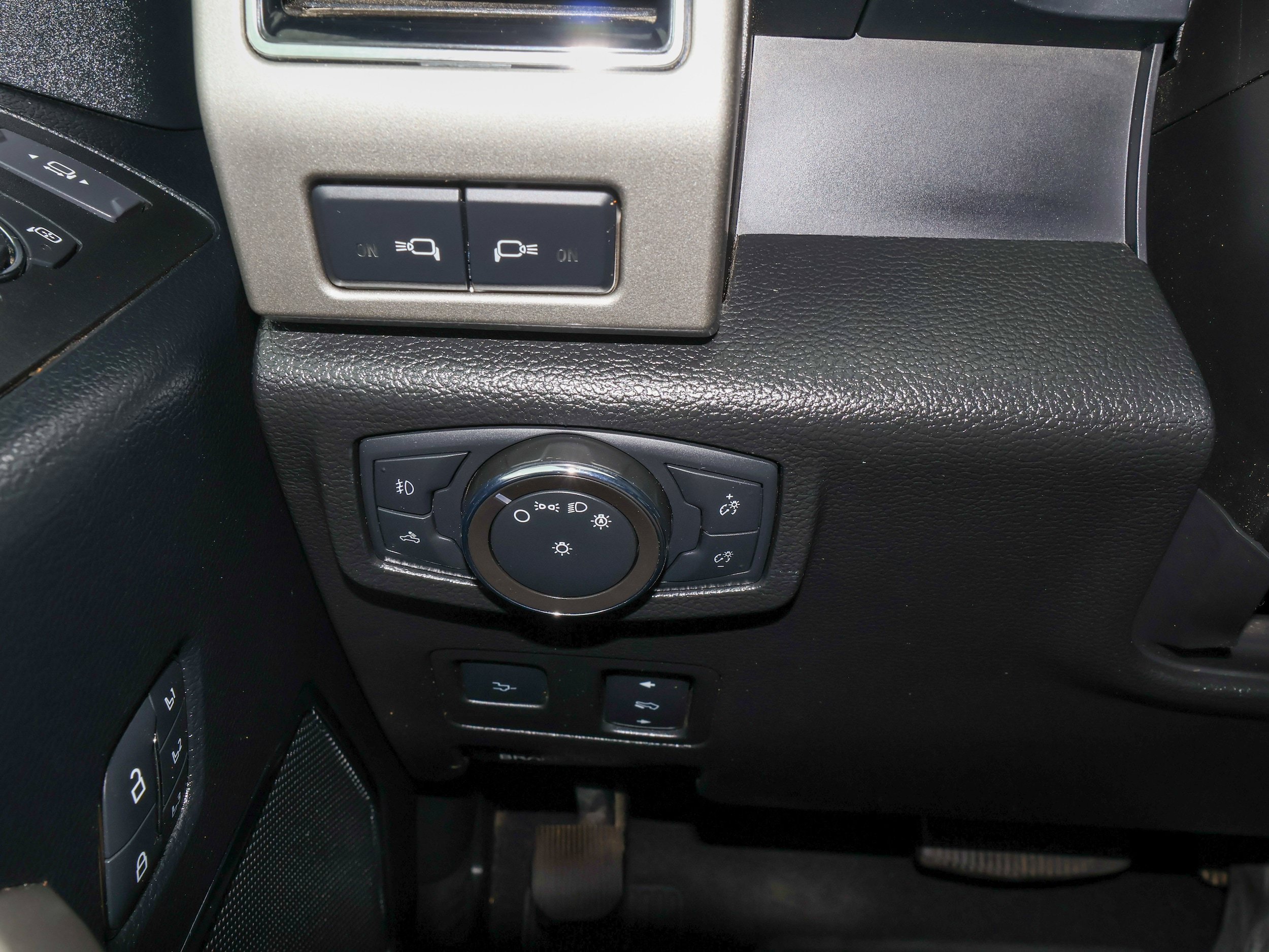 Used 2021 Ford F250 Lariat AWD/4WD image 30