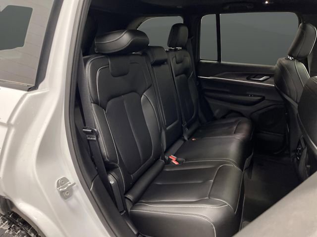 New 2025 Jeep Grand Cherokee Limited image 32