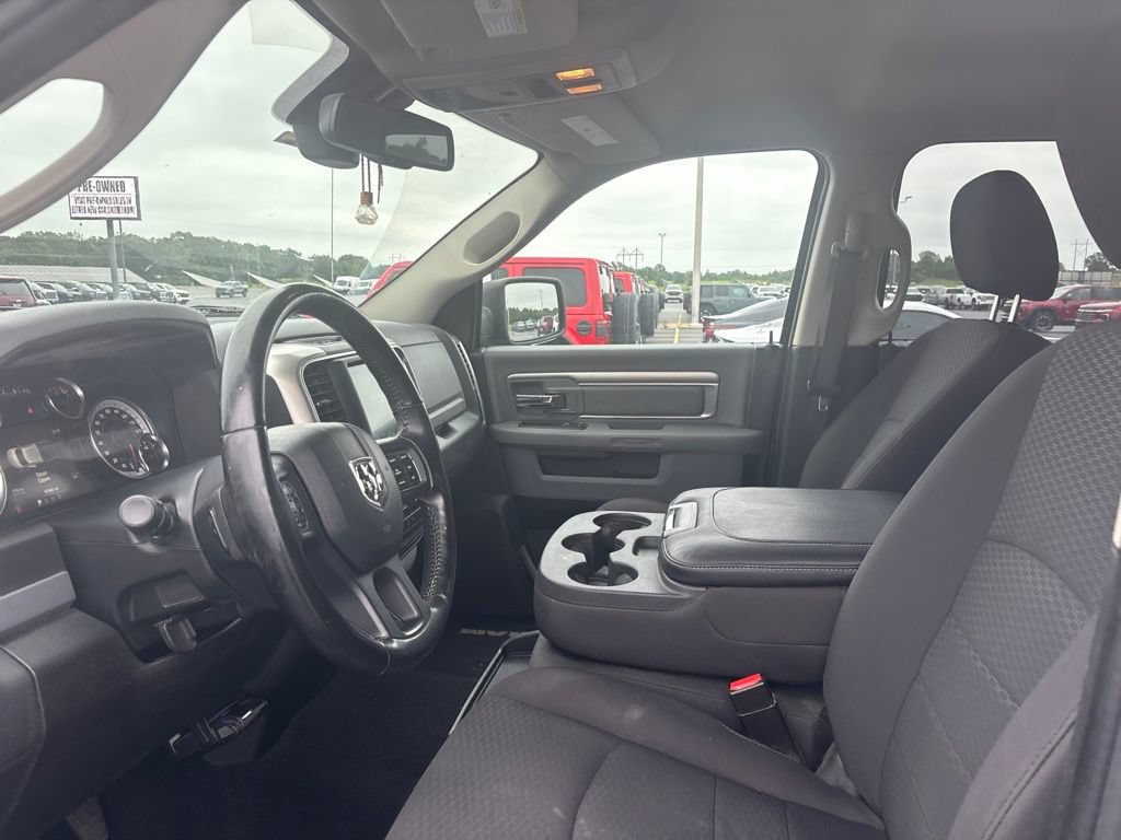 Used 2019 RAM 1500 Classic Warlock w/ Electronics Group AWD/4WD image 16